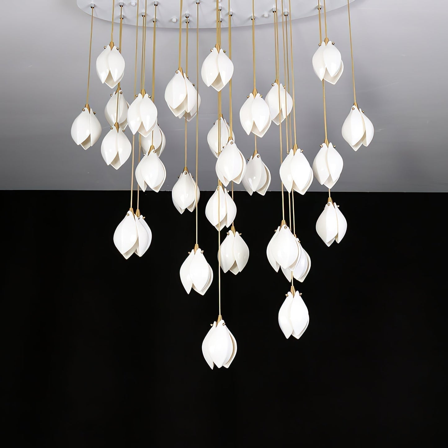 Elegant White Hanging Pendant Lamp