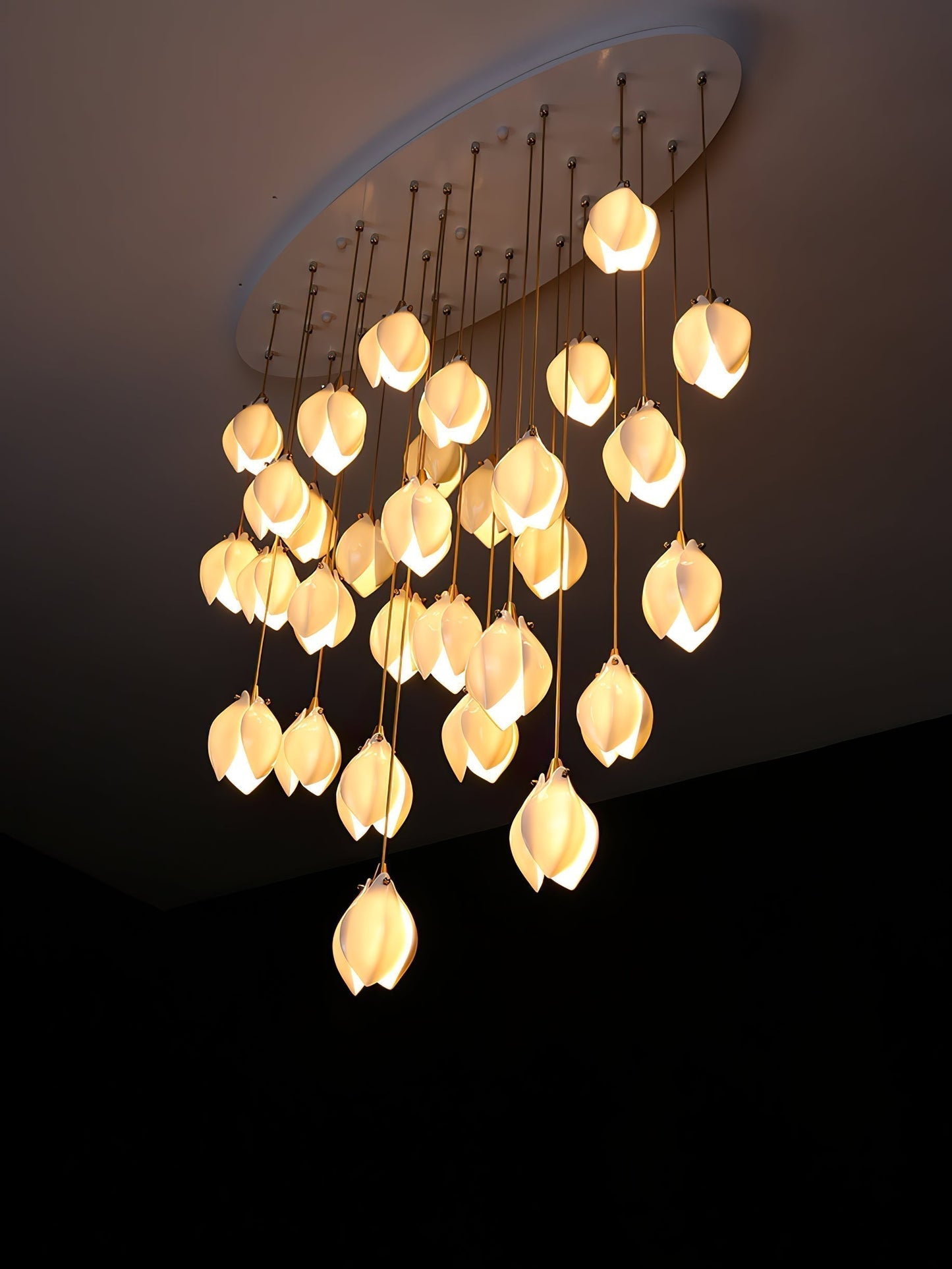 Elegant White Hanging Pendant Lamp