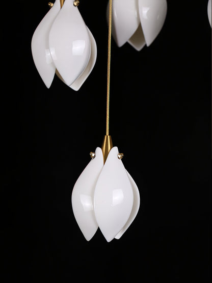 Elegant White Hanging Pendant Lamp