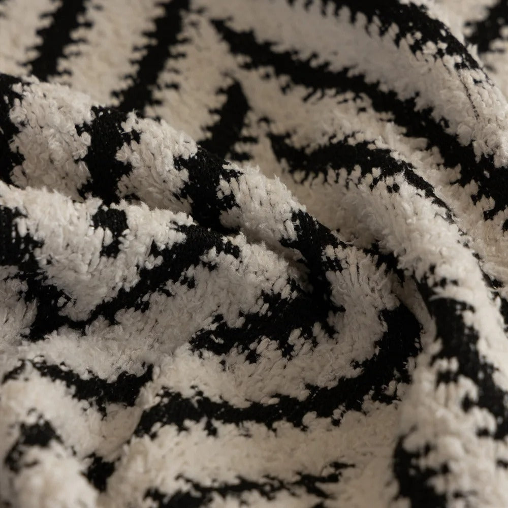 Plush Geometric Pattern Blanket Throw