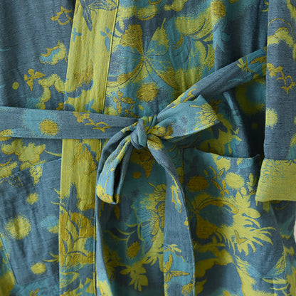 Soft Plush Bath Robe with Thick Warm Design