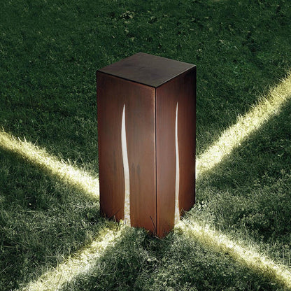 Bright Solar Garden Lamp