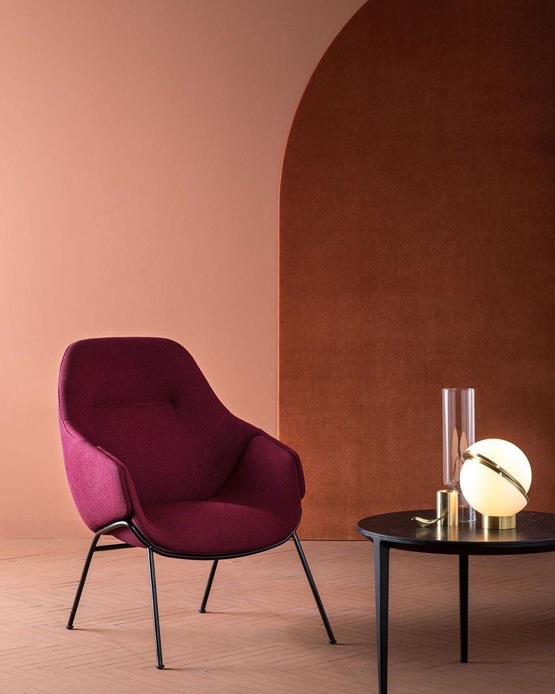 Stylish Curved Desk Lamp