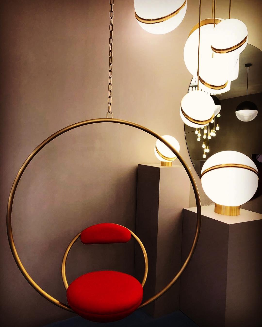 Stylish Curved Desk Lamp