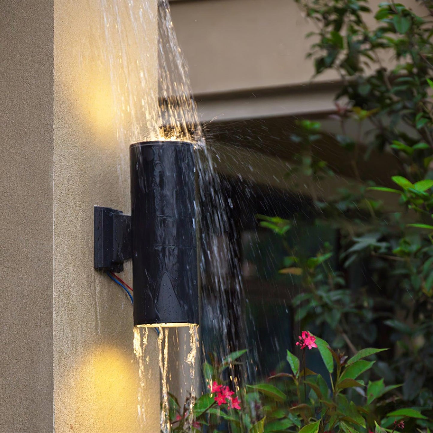Round Exterior Mounted Outdoor Lamp