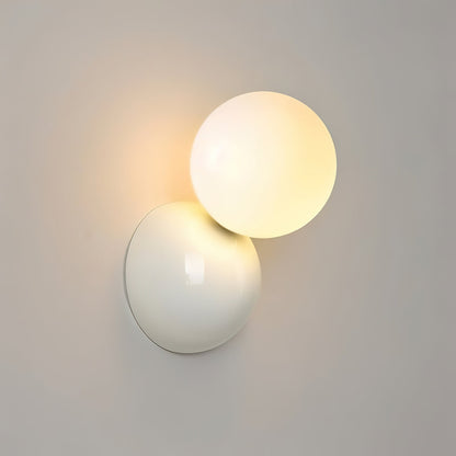 Sleek Modern Wall Light