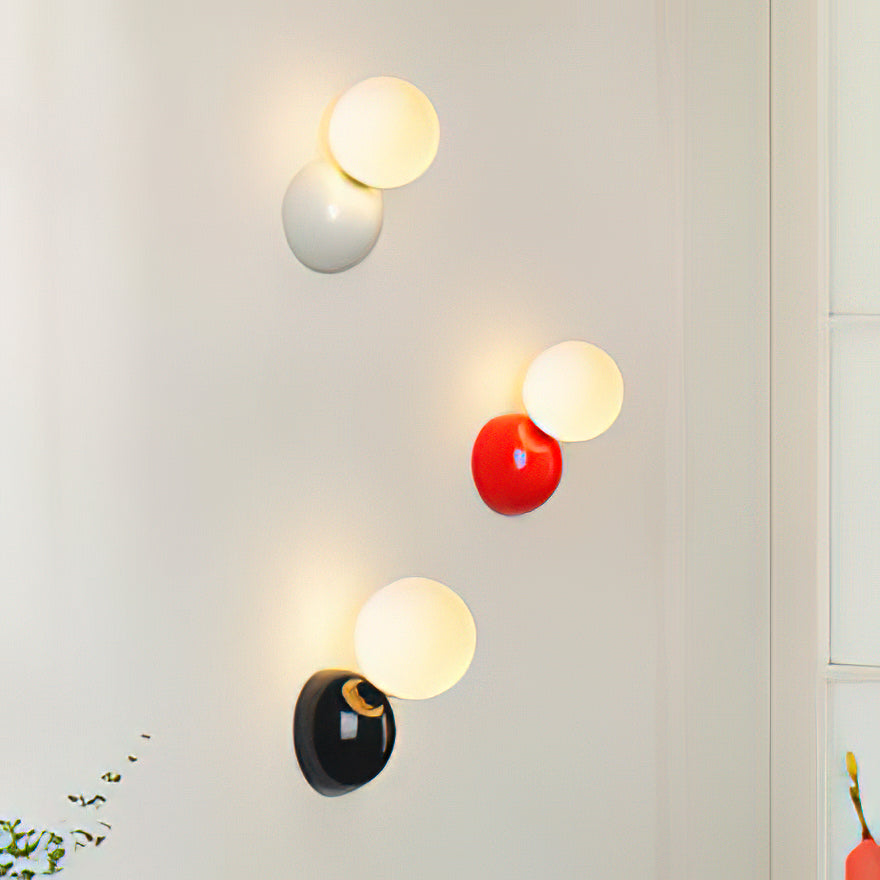 Sleek Modern Wall Light
