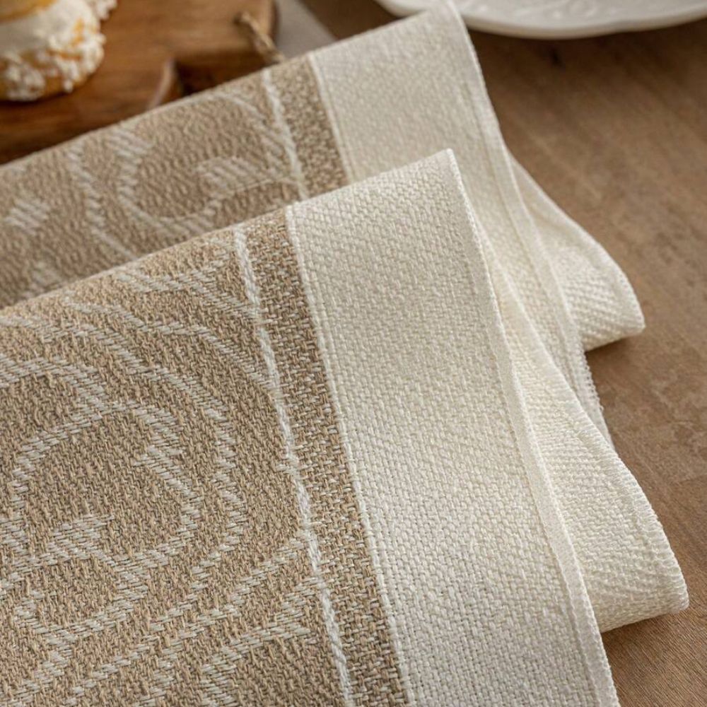 Elegant Desert Table Runner