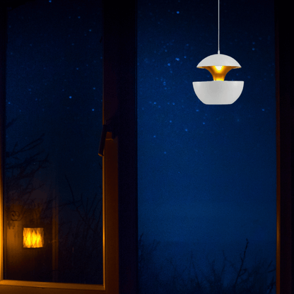 Elegant Gold Pendant Light for Modern Dining Rooms