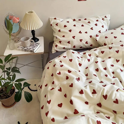 Soft Hearts Pattern Bedding Set