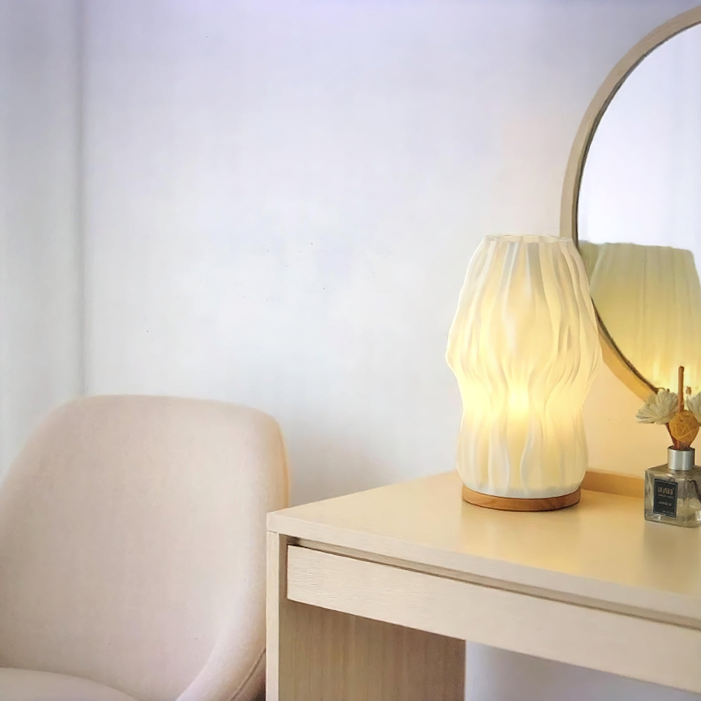 Compact Modern Desk Lamp