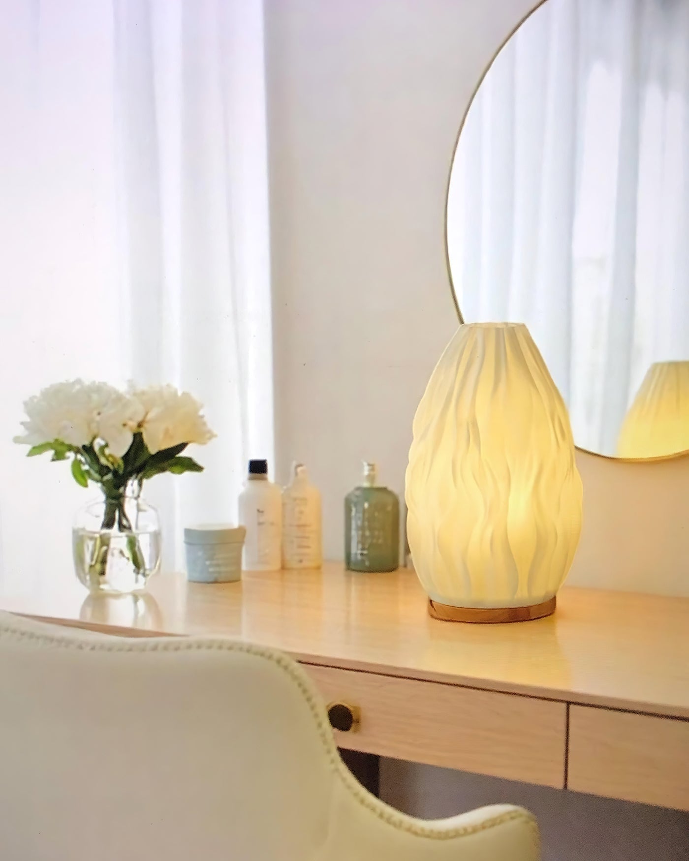 Compact Modern Desk Lamp