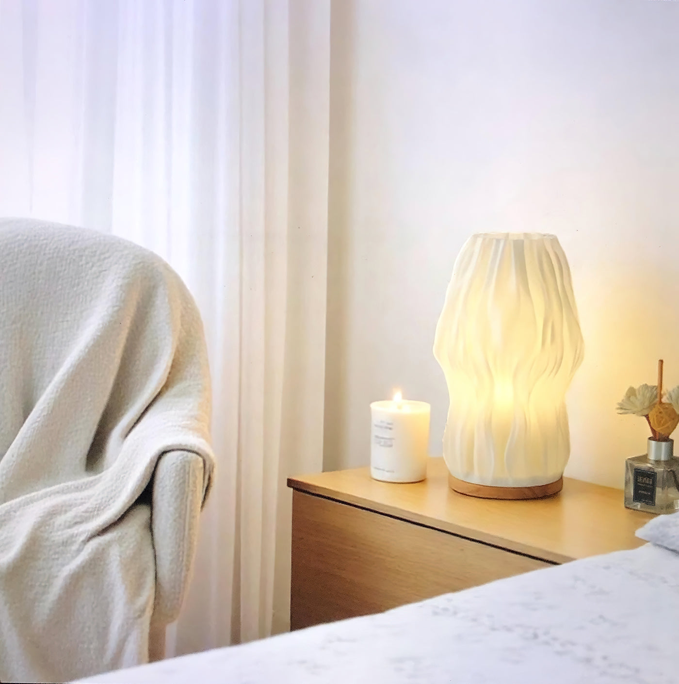 Compact Modern Desk Lamp