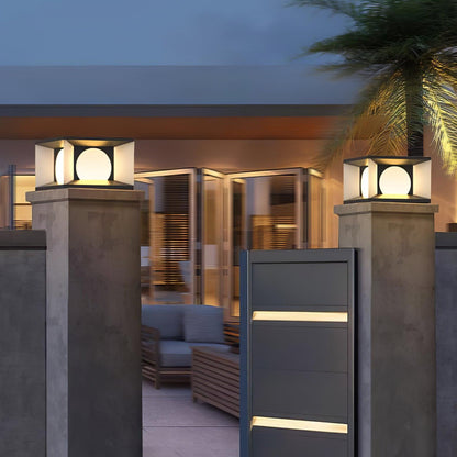 Stylish Garden Post Lamp