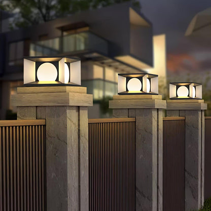 Stylish Garden Post Lamp