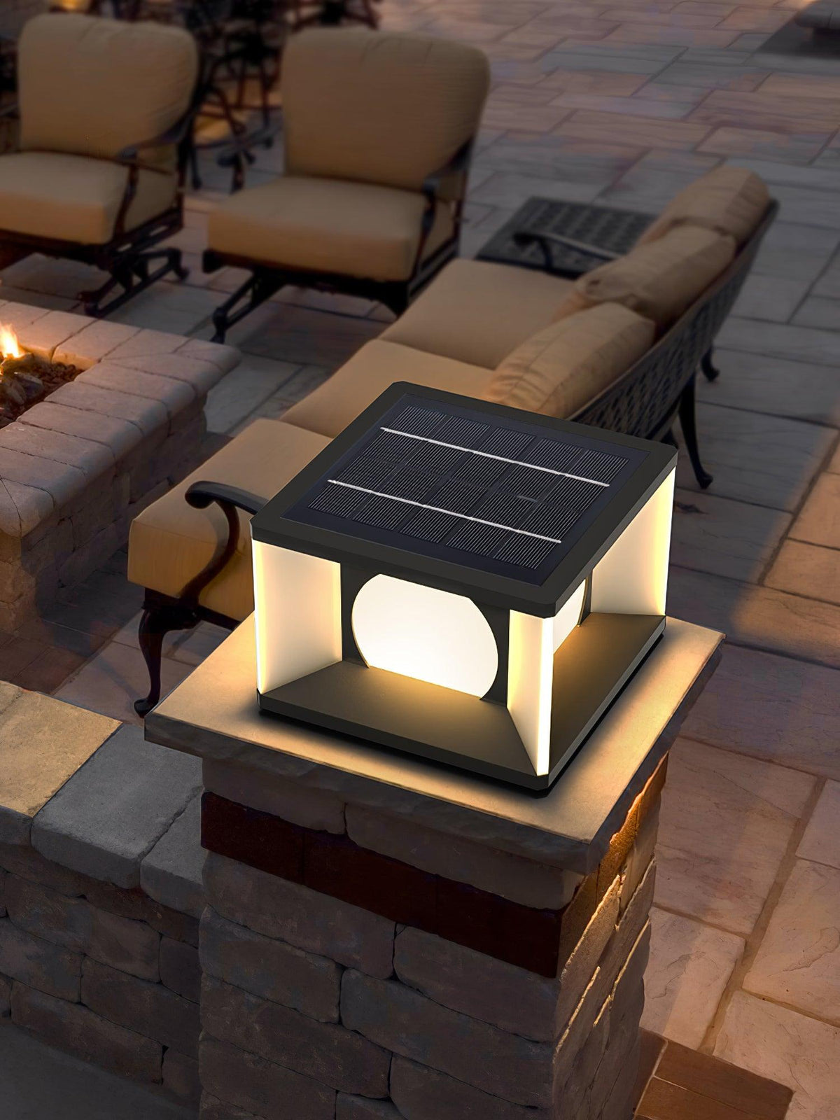 Stylish Garden Post Lamp