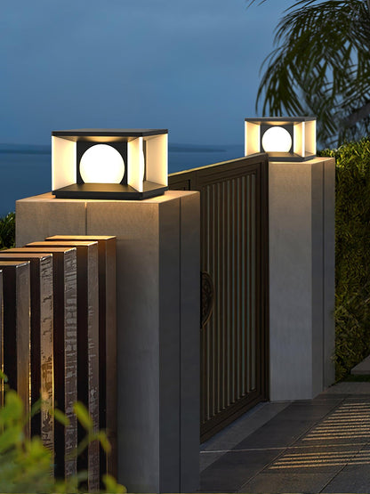 Stylish Garden Post Lamp
