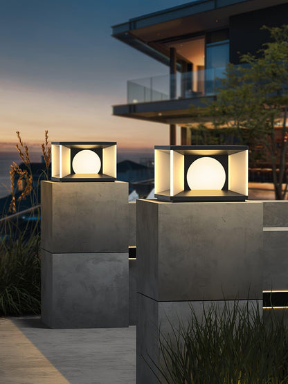 Stylish Garden Post Lamp