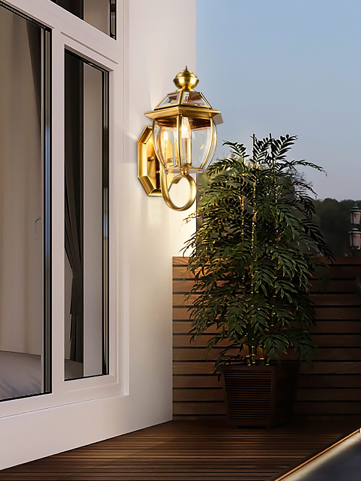 Classic Vintage Lantern Wall Lamp