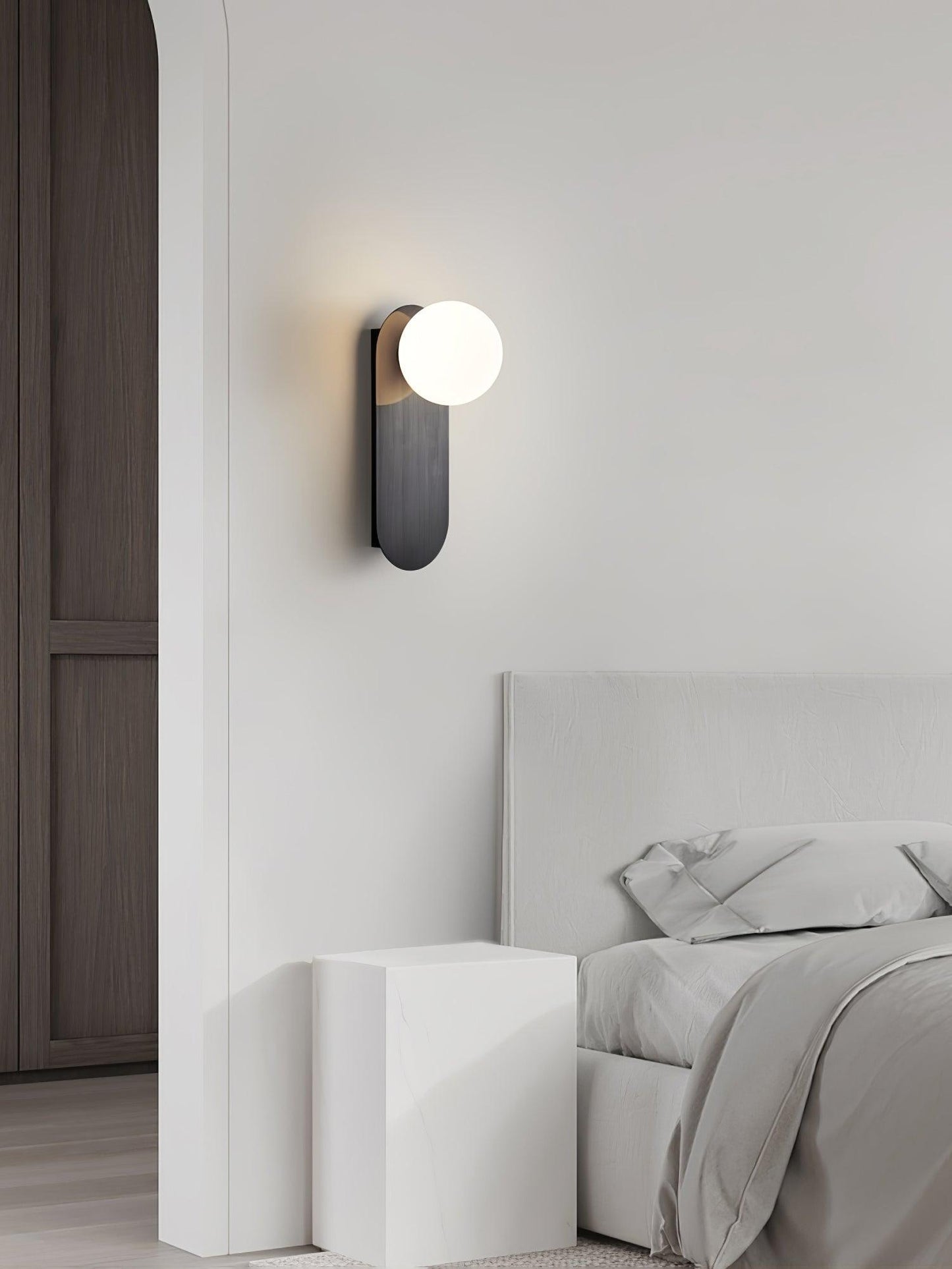 Round Base Glass Wall Light Sconce