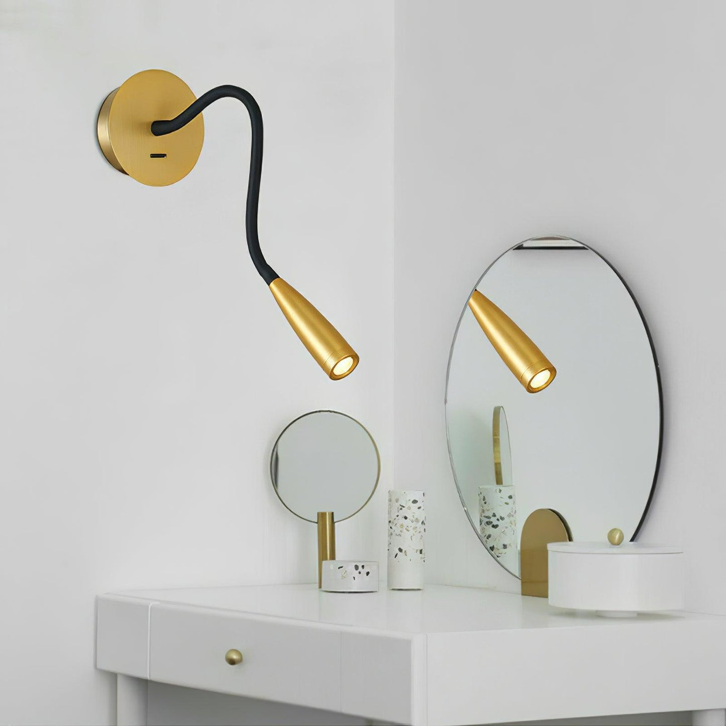 Adjustable Arm Sconce Wall Lamp
