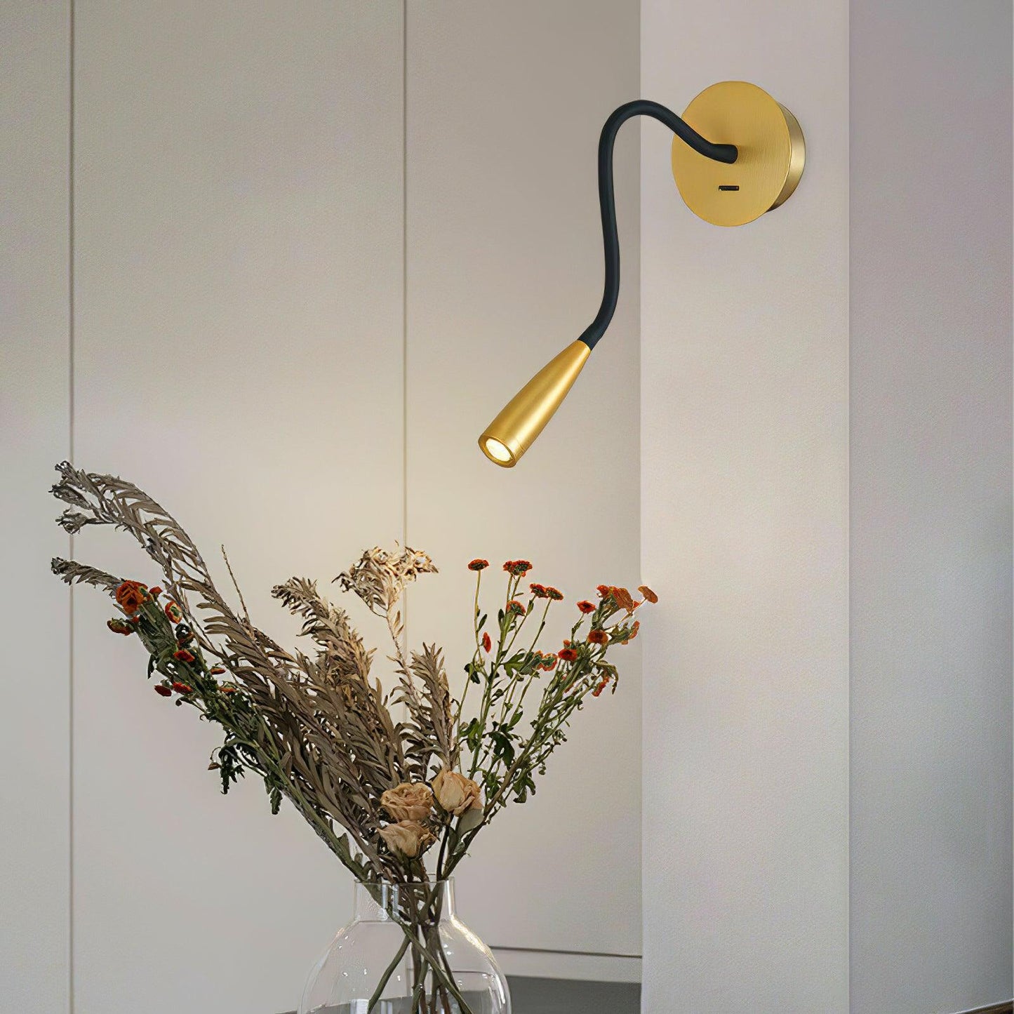 Adjustable Arm Sconce Wall Lamp