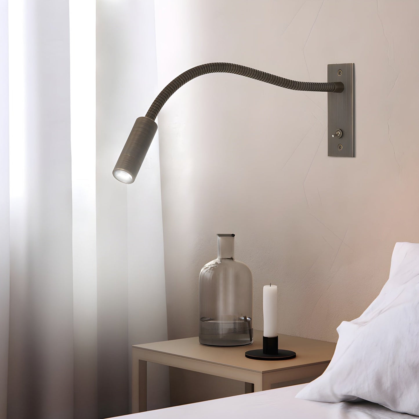Adjustable Arm Wall Light Fixture