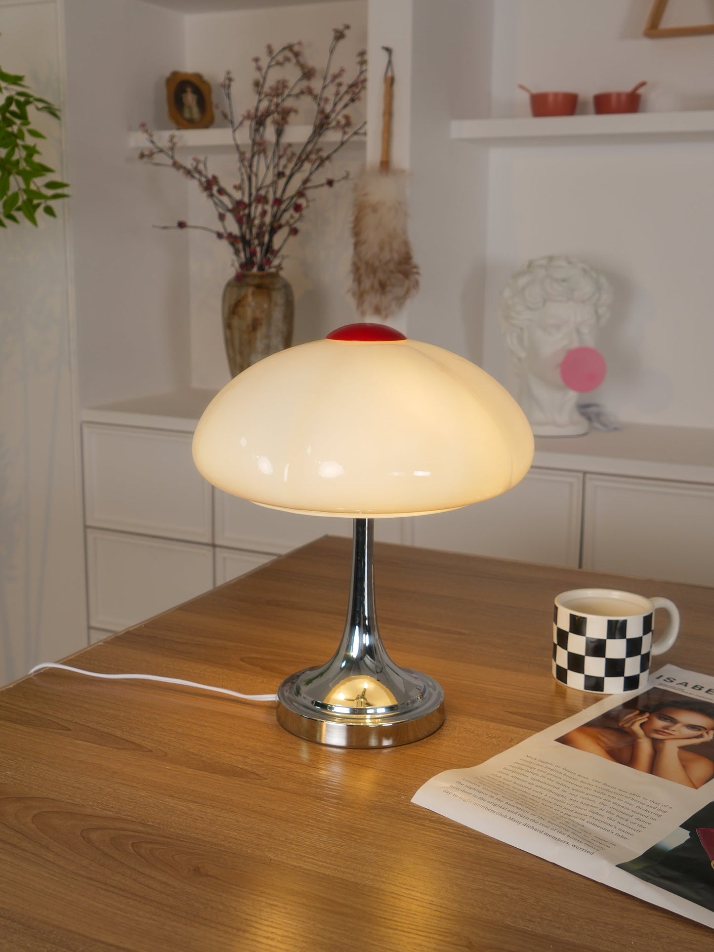 Delicate Flower Table Light