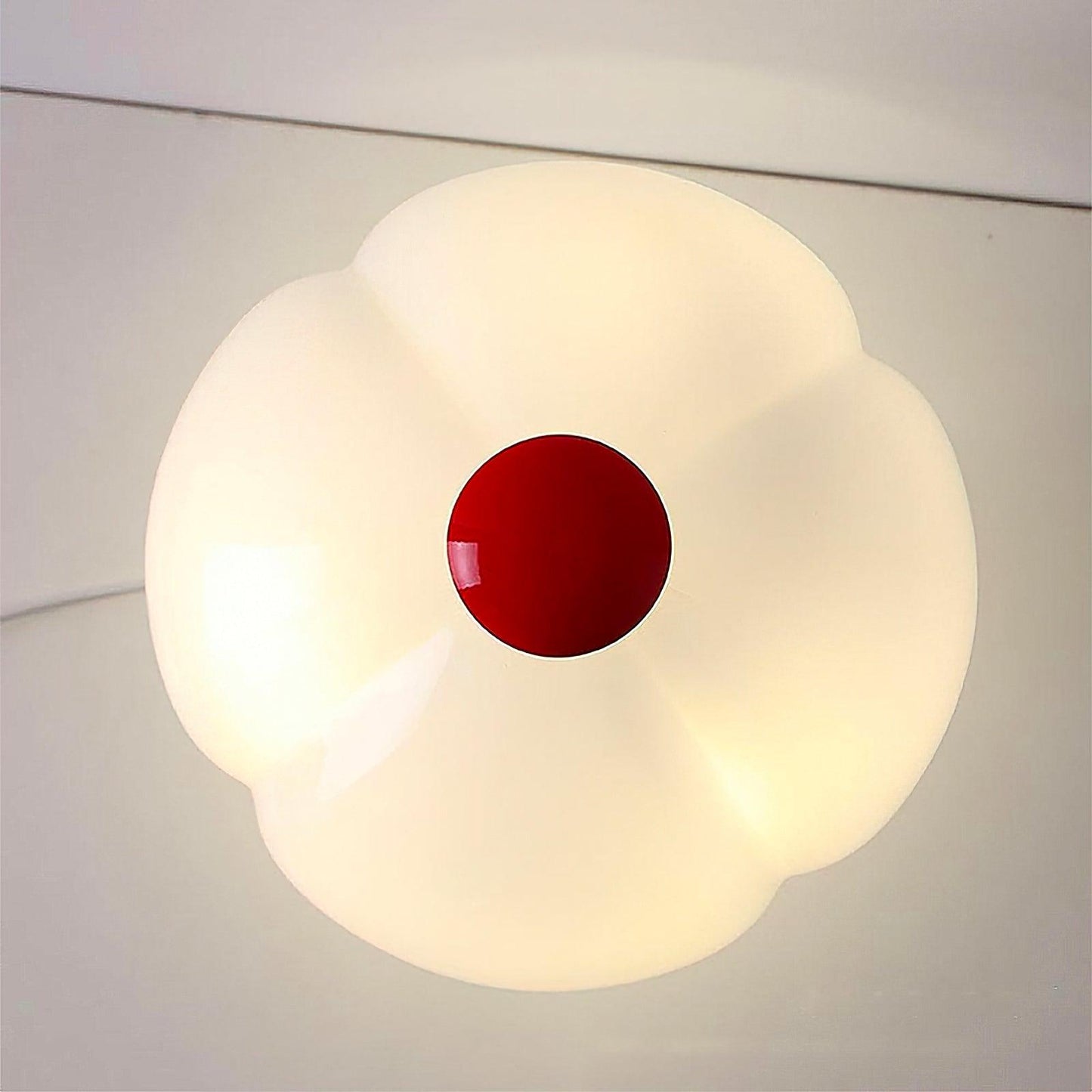 Delicate Flower Table Light