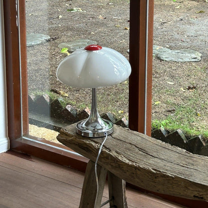 Delicate Flower Table Light