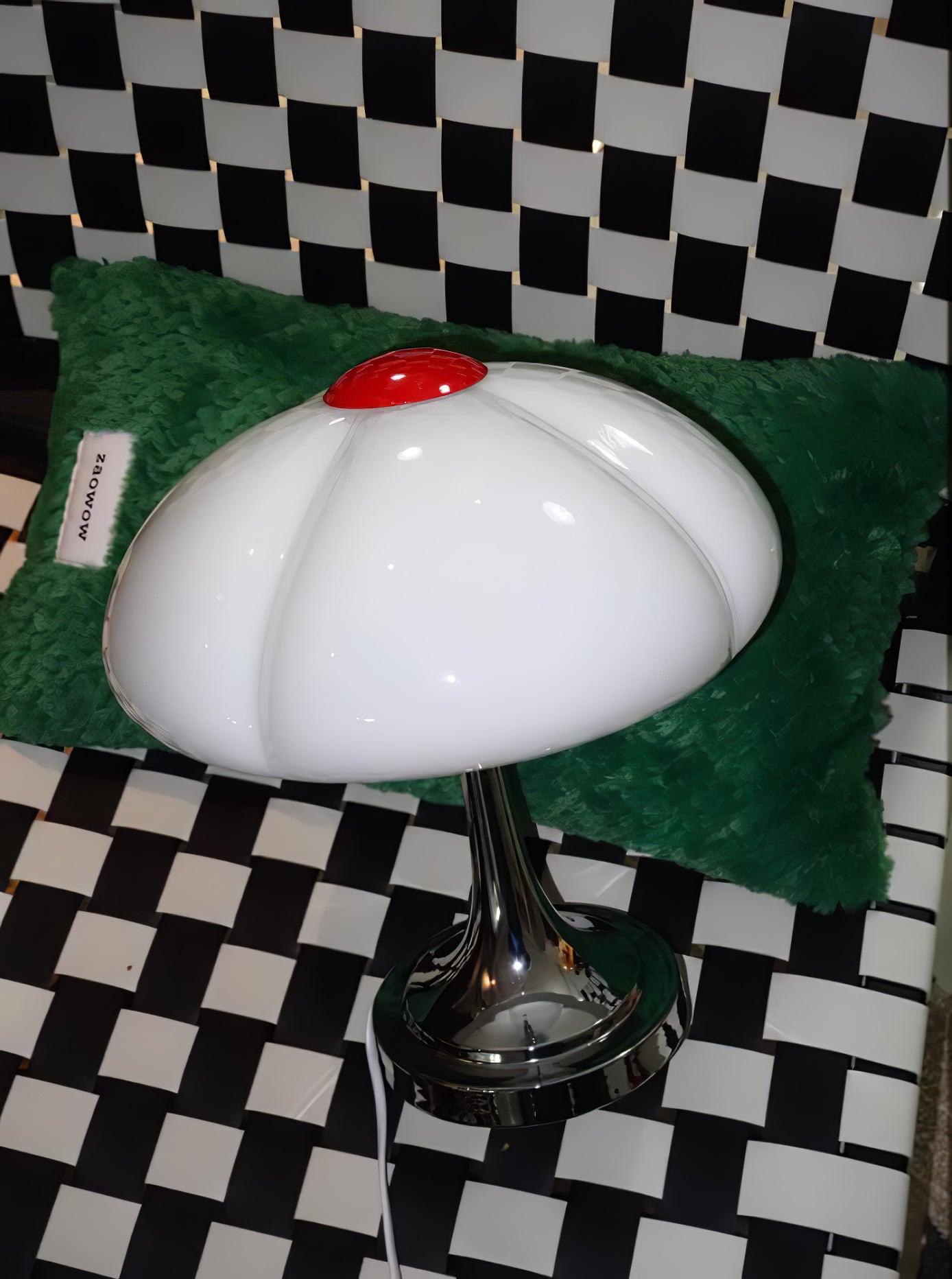 Delicate Flower Table Light