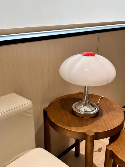 Delicate Flower Table Light