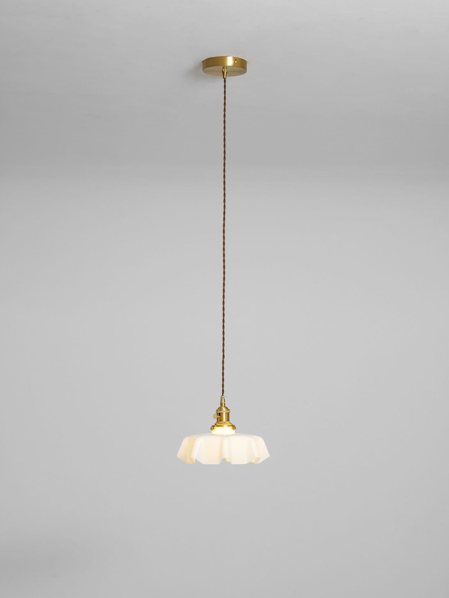 Classic Adjustable Pendant Light Fixture