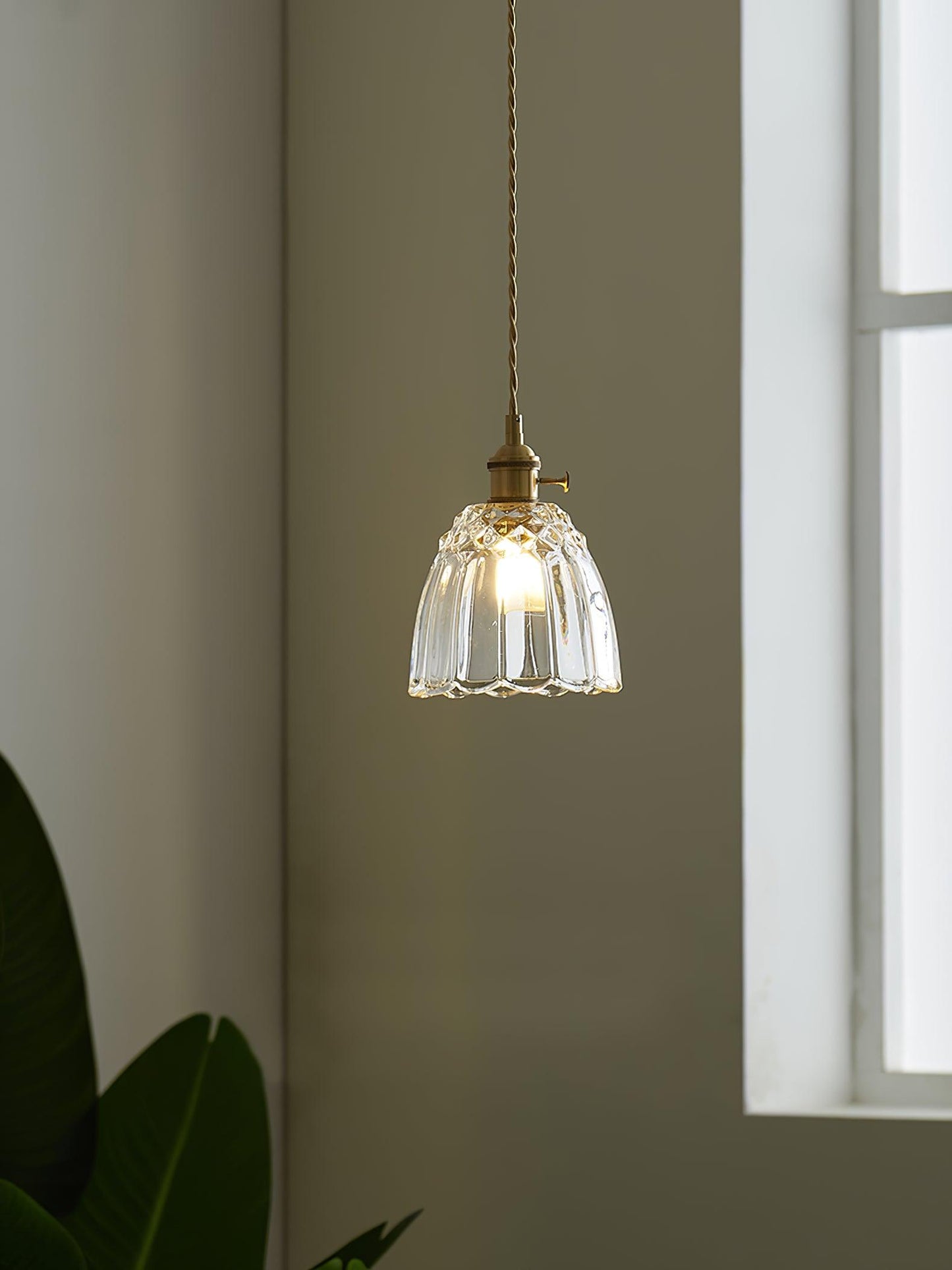 Stylish Hanging Pendant Light