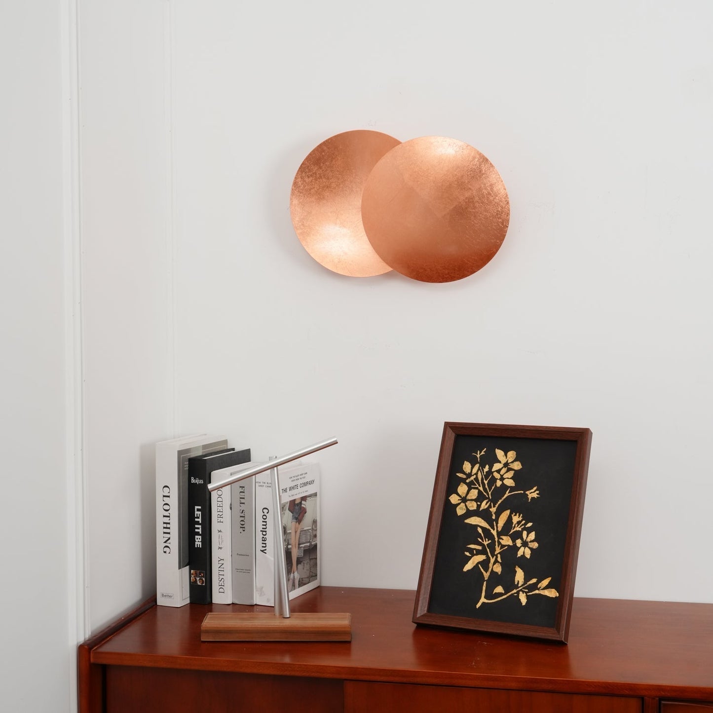 Stylish Mountable Light Fixture