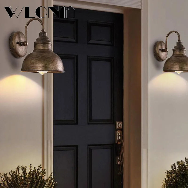 Classic Outdoor Wall Lantern