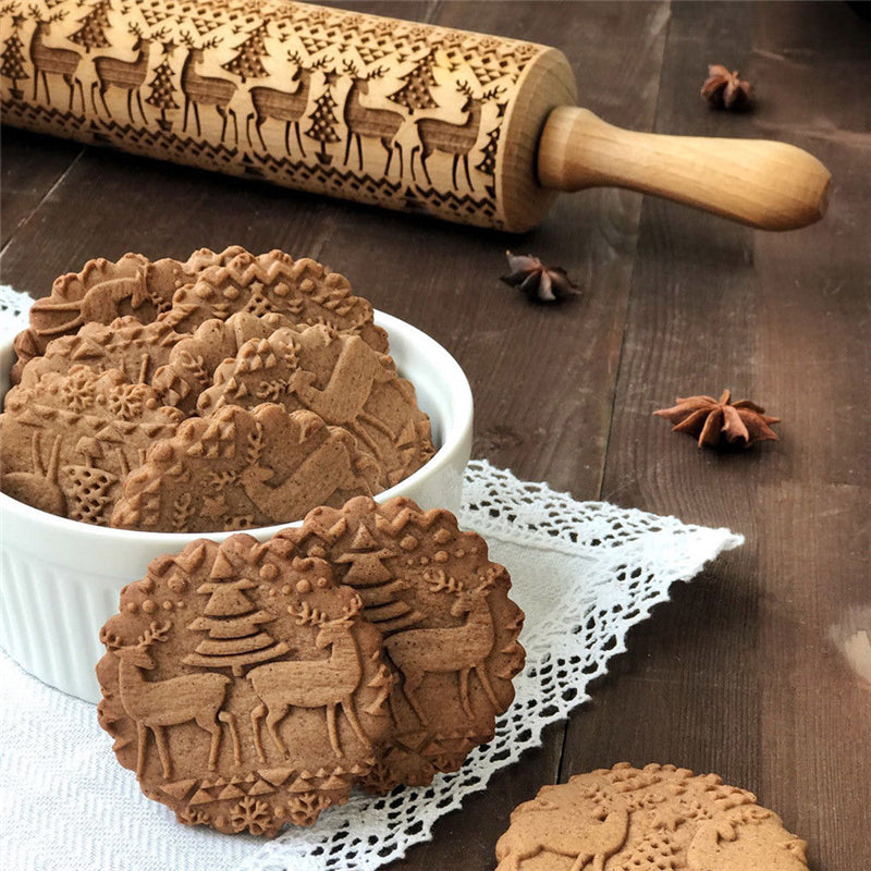 Classic Wooden Rolling Pin with Holiday Designs - Cofik