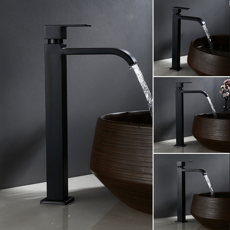 Sleek Black One-Handle Kitchen Faucet