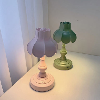 Vintage Floral Table Lamp