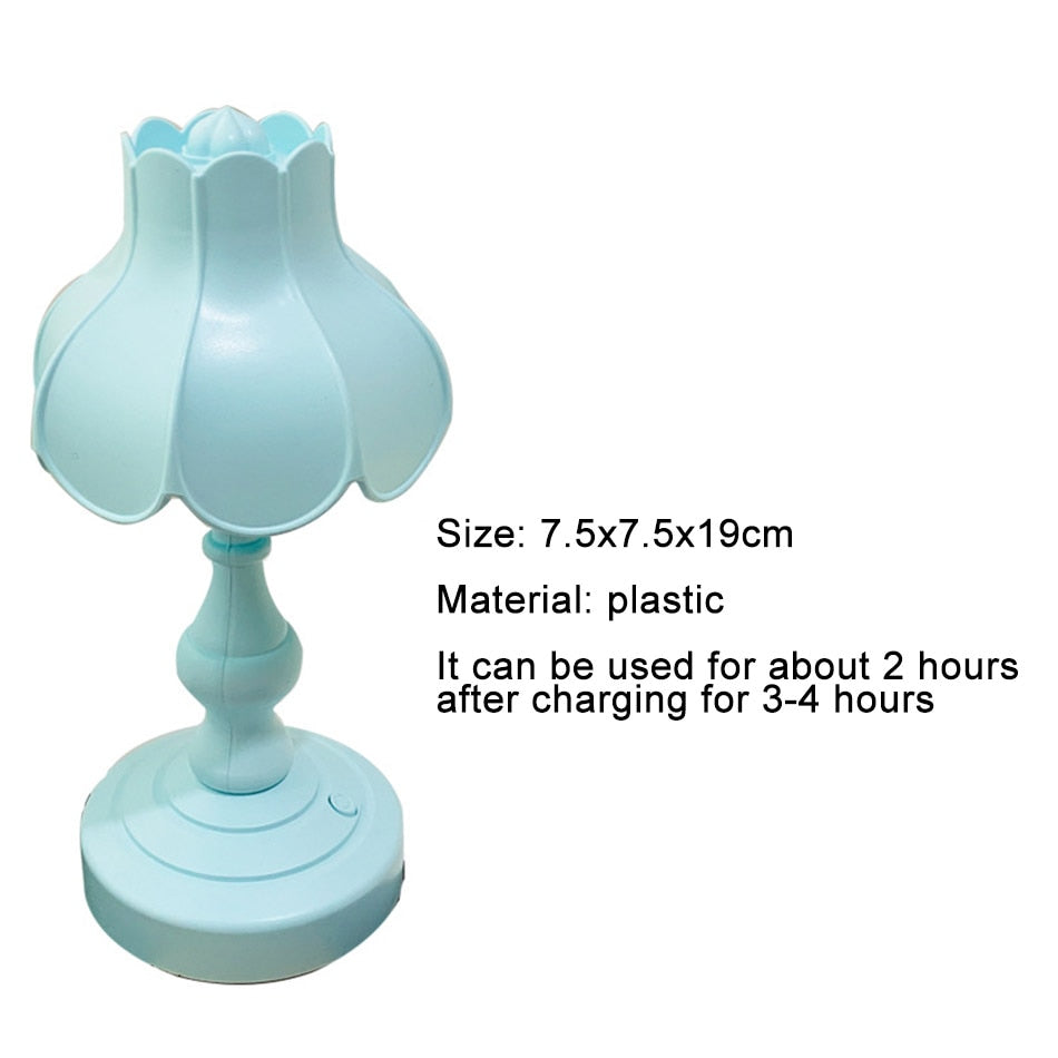 Vintage Floral Table Lamp