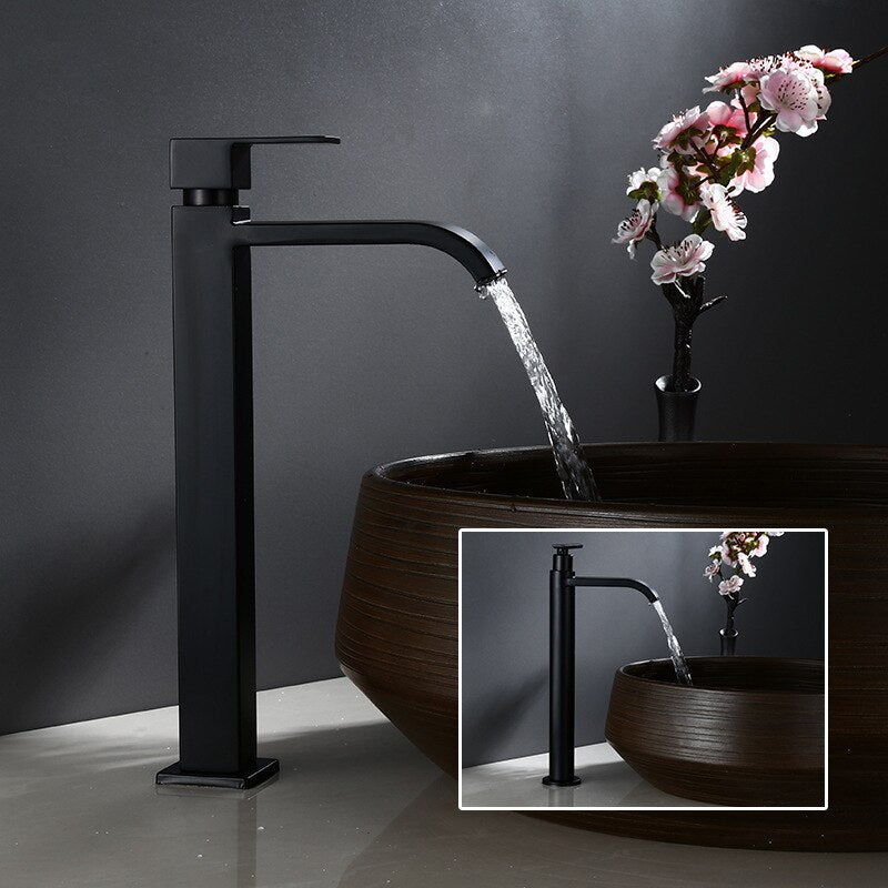Sleek Black One-Handle Kitchen Faucet