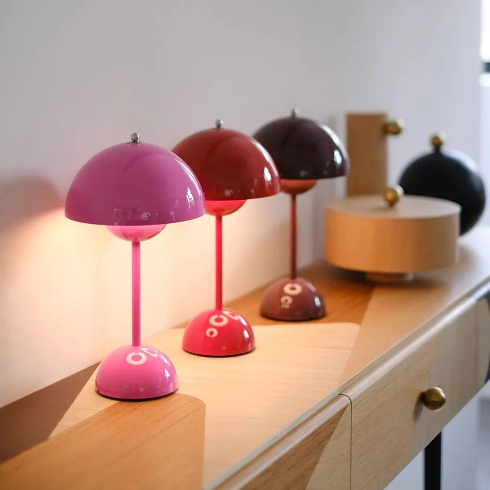 Stylish Desk Lamp Mushroom Shape