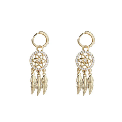 Luxurious 14k Gold Stud Earrings