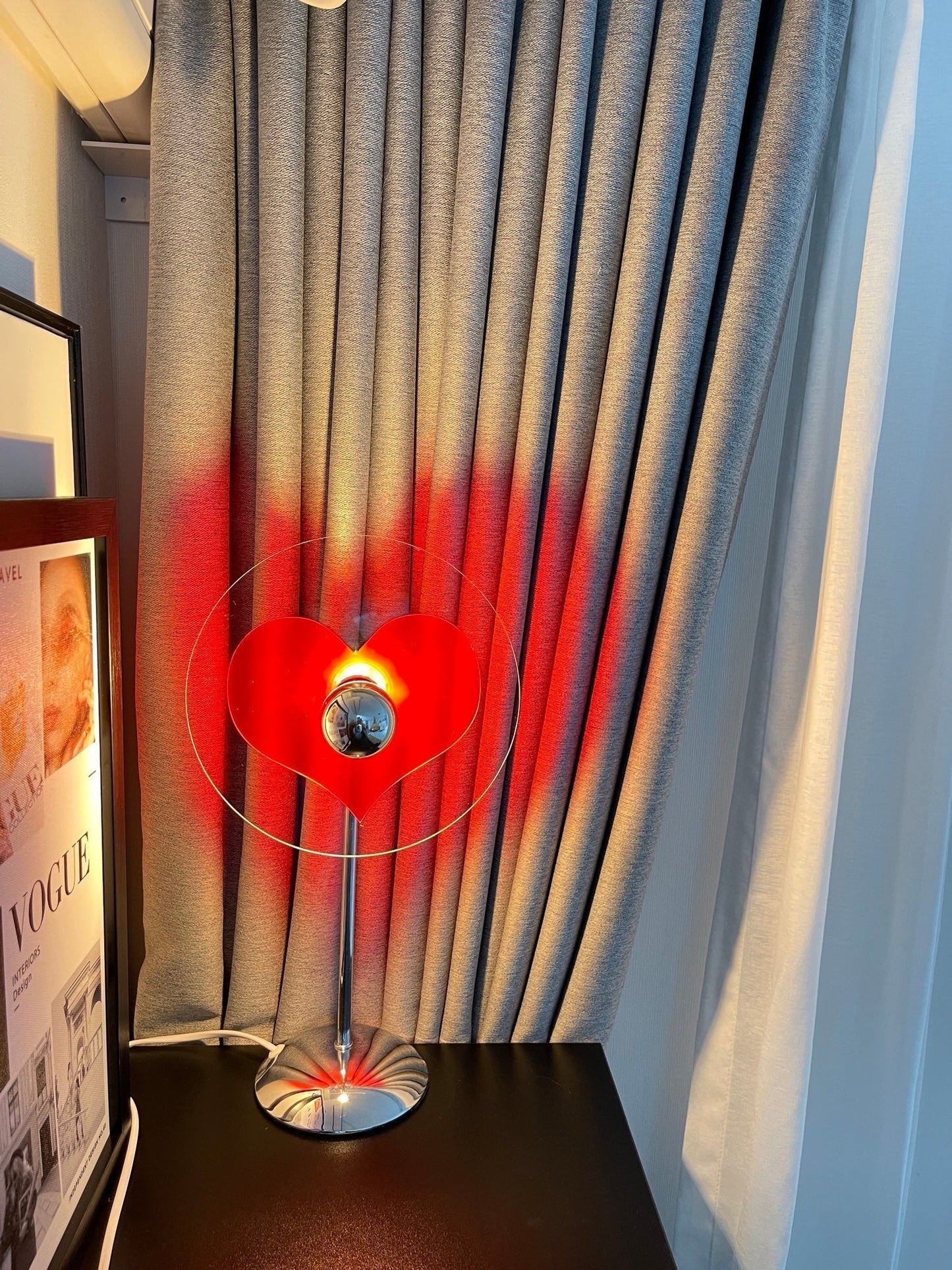 Slim Rechargeable LED Table Lamp