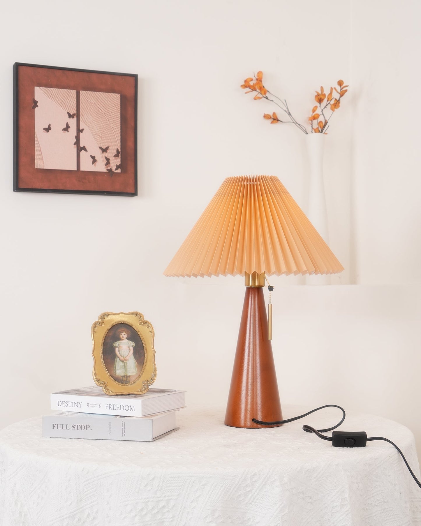 Vintage Chic Wooden Desk Lamp