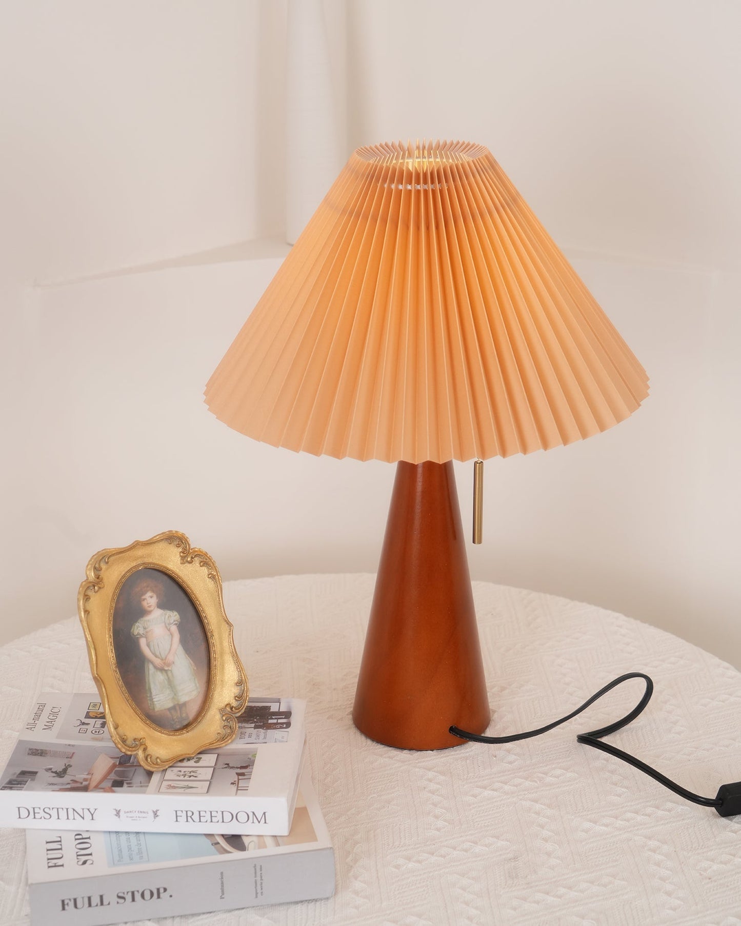 Vintage Chic Wooden Desk Lamp
