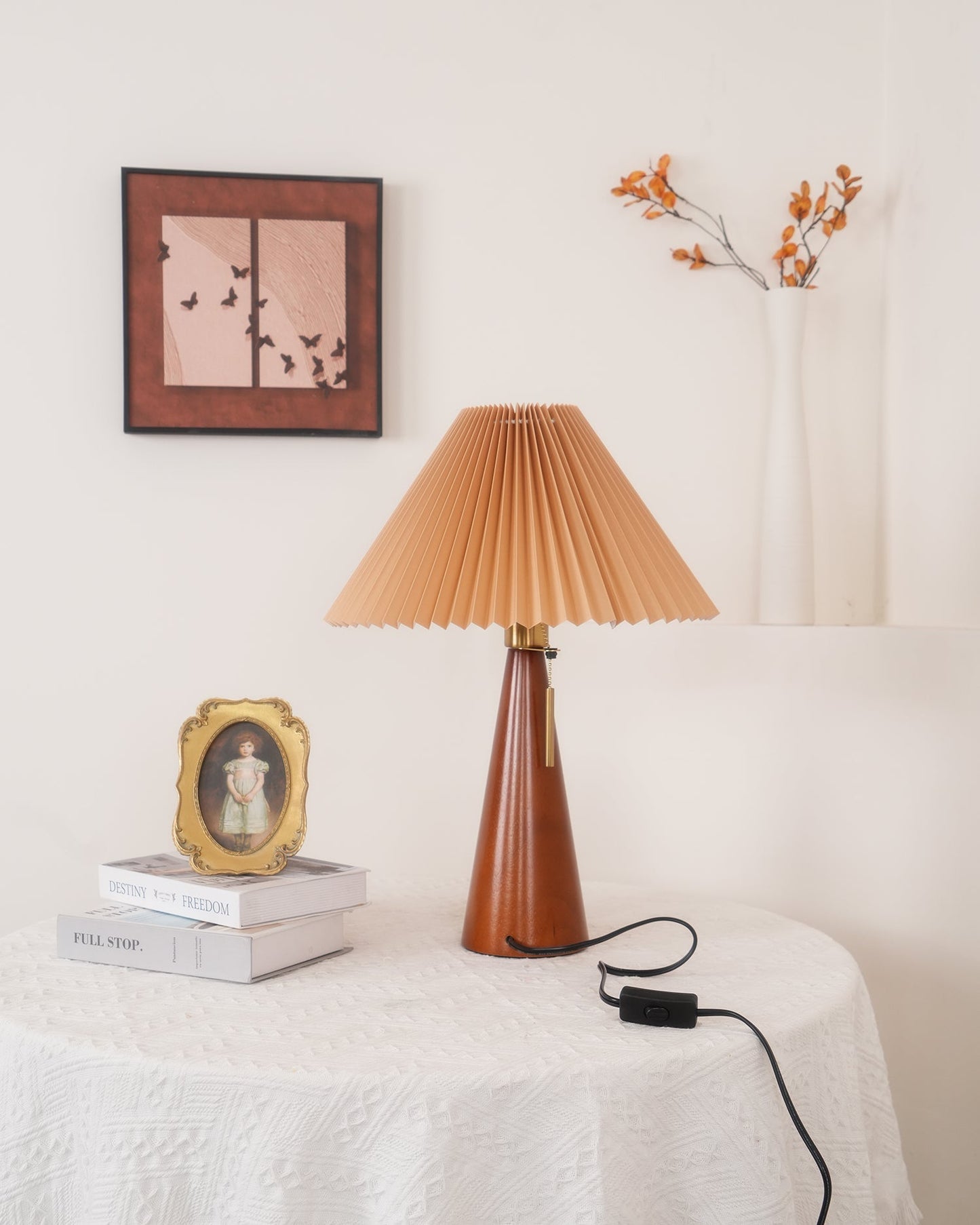 Vintage Chic Wooden Desk Lamp