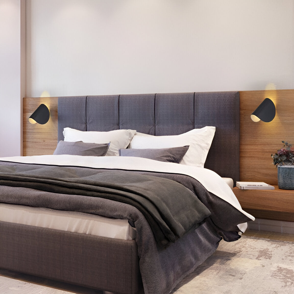 Flexible Metal Wall Lamp