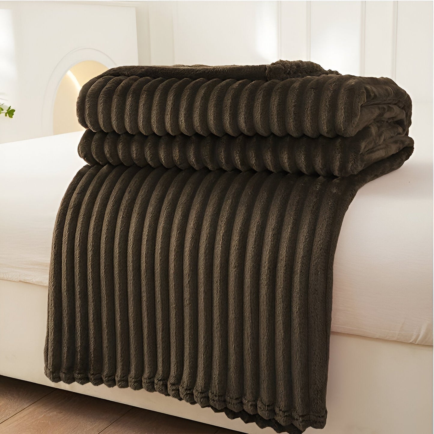 Soft, Warm Fleece Throw Blanket