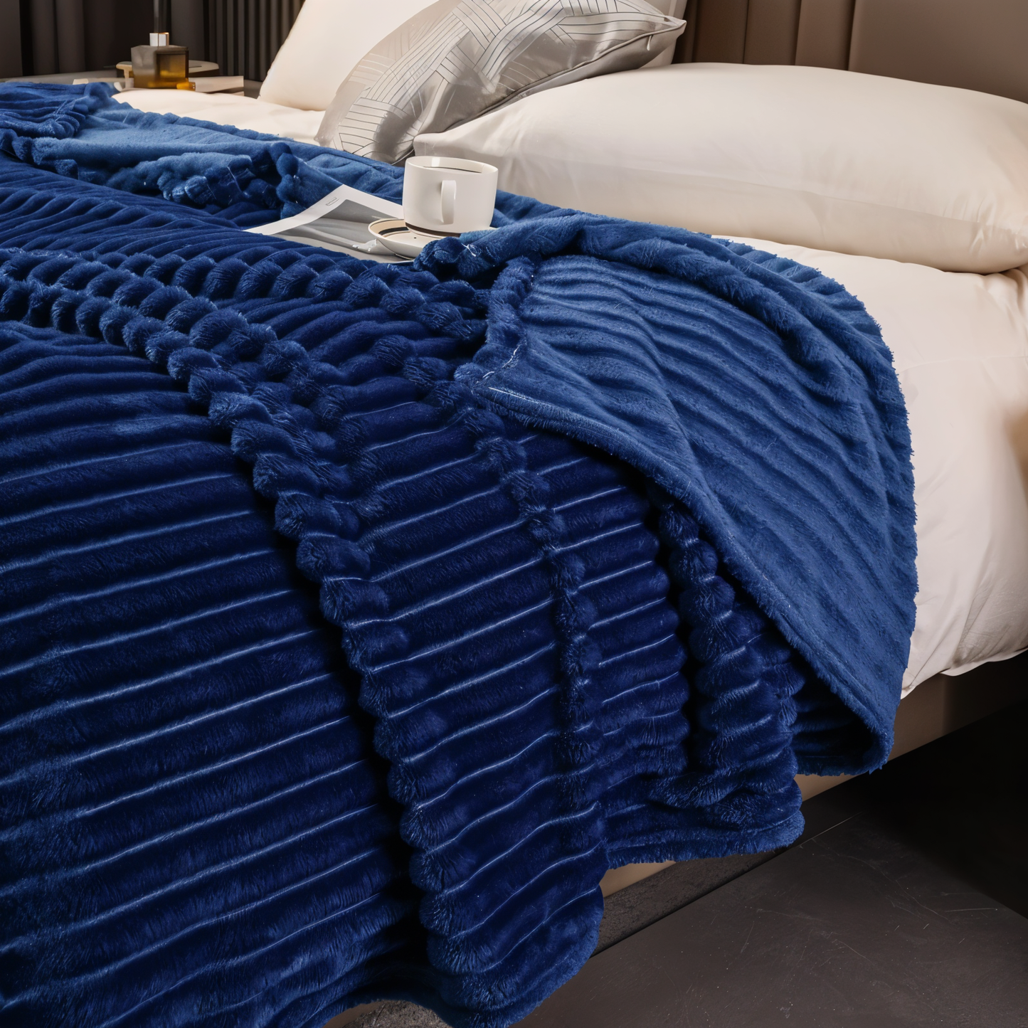 Soft, Warm Fleece Throw Blanket